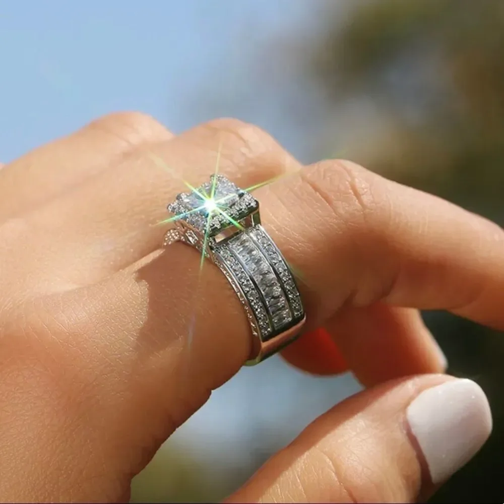 2 act princess cut WEDDING RING